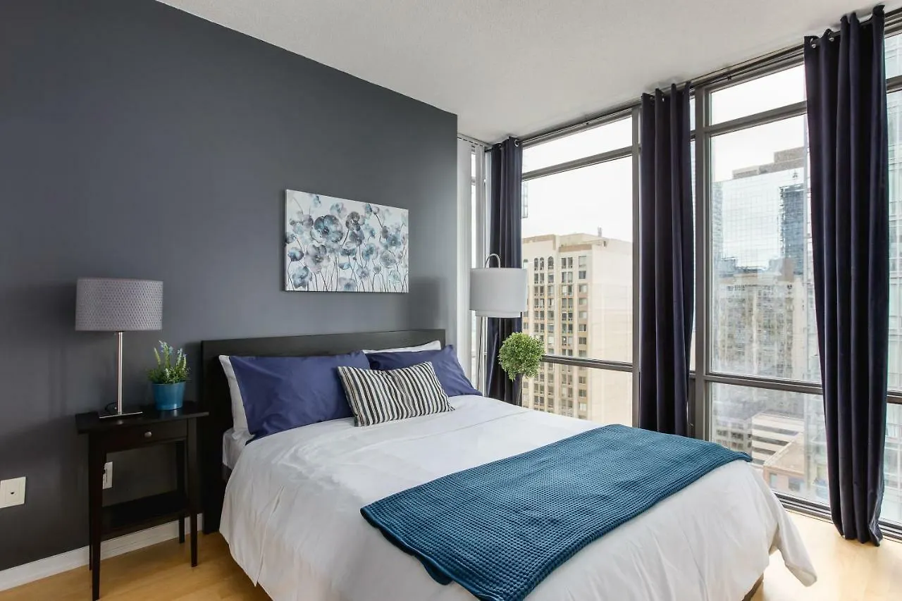 Luxurious 2-Bedroom Condo Toronto Apartment
