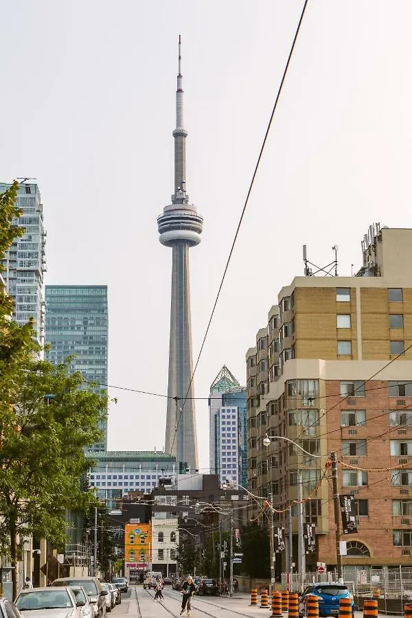 Apartment Luxurious 2-Bedroom Condo Toronto Canada